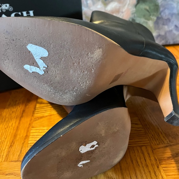 🍓Coach Leather Ankle Boots🍓 - Picture 8 of 12